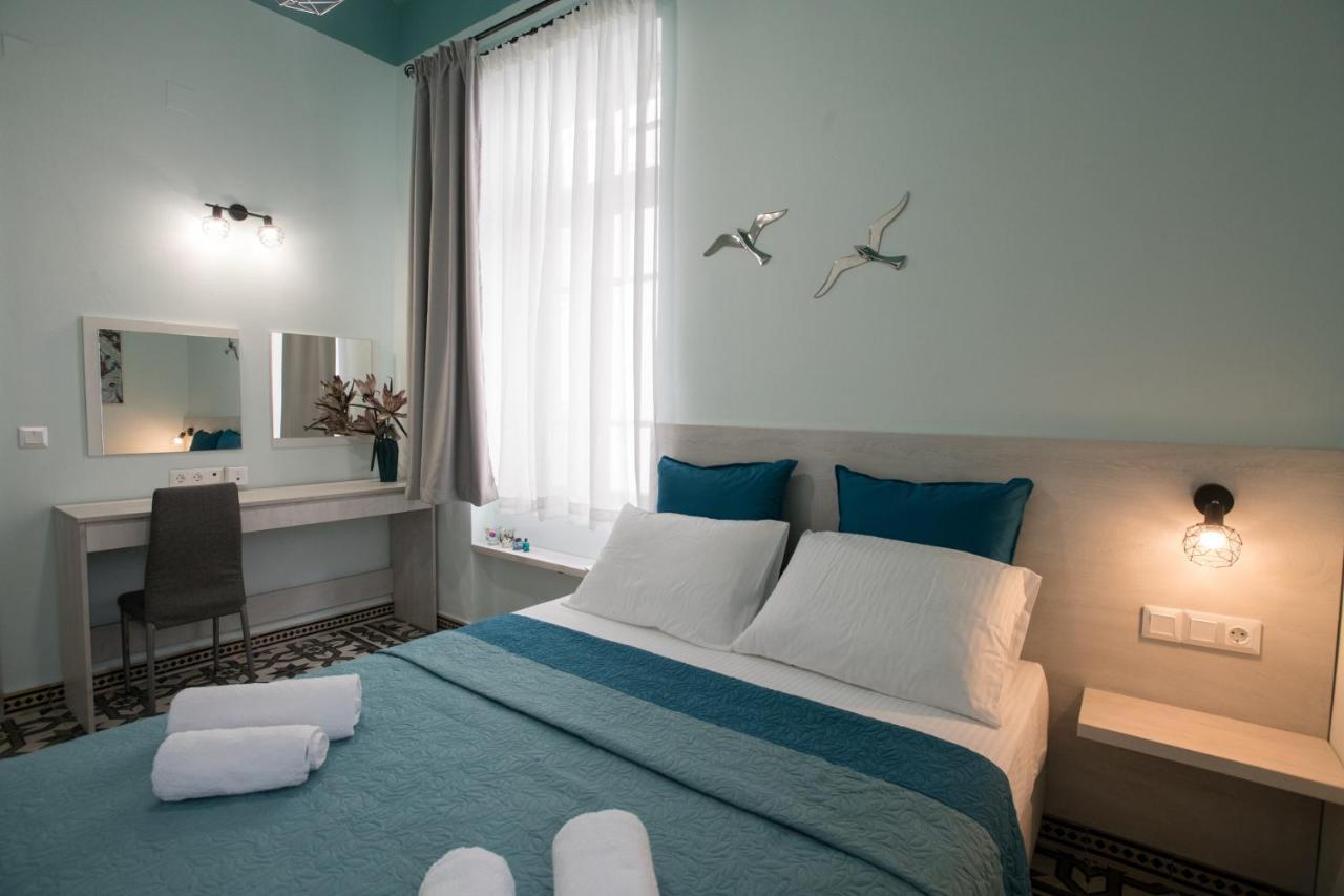 The Blue Apartment In The Heart Of Heraklion Exterior photo