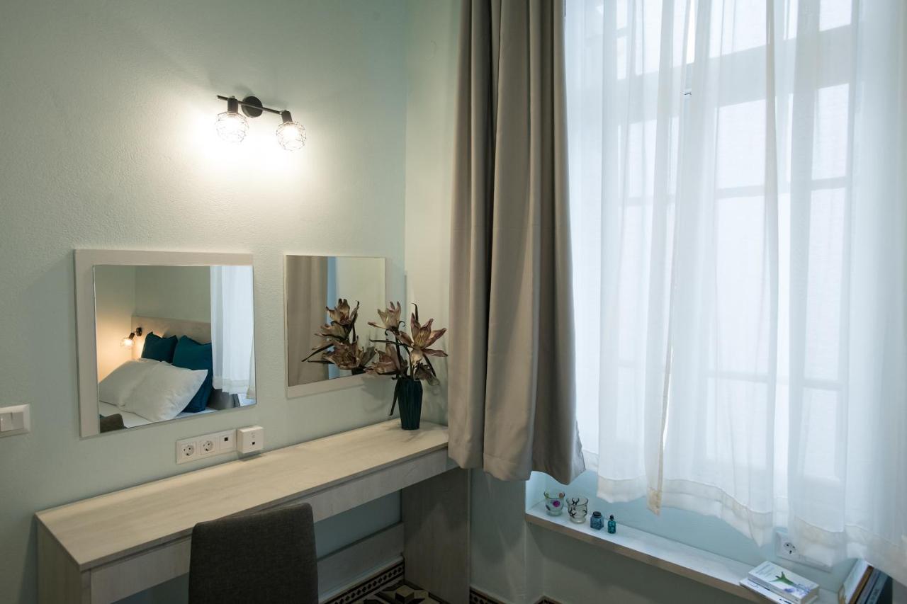 The Blue Apartment In The Heart Of Heraklion Exterior photo